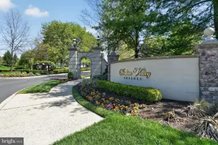 285 Country Club Dr, Telford, PA 18969 - Photo 2