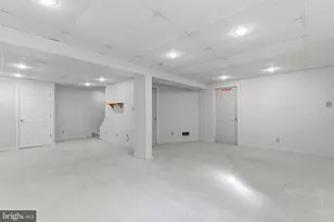 411 Dartmoor Rd, Schwenksville, PA 19473 - Photo 24