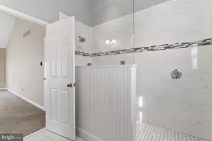 411 Dartmoor Rd, Schwenksville, PA 19473 - Photo 22