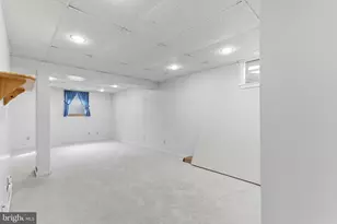 411 Dartmoor Rd, Schwenksville, PA 19473 - Photo 30