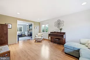 3 Sweet Gum Ln, Horsham, PA 19044 - Photo 2