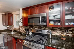 106 E Germantown Pike, Plymouth Meeting, PA 19462 - Photo 18