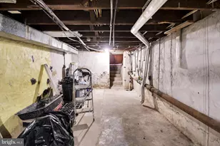 517 W 5th St, Pennsburg, PA 18073 - Photo 36