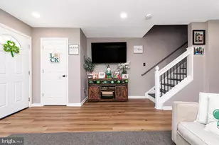 527 May St, Pottstown, PA 19464 - Photo 4