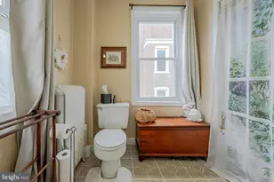 162 E Park Ave, Ambler, PA 19002 - Photo 38