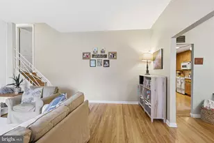 401 Red Barn Rd, Willow Grove, PA 19090 - Photo 4