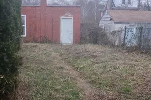 902 Arch St, Norristown, PA 19401 - Photo 4