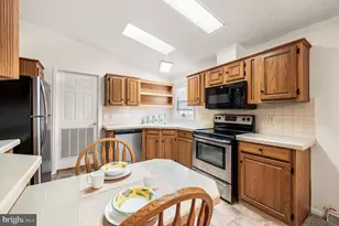 350 Farm Ln, North Wales, PA 19454 - Photo 12