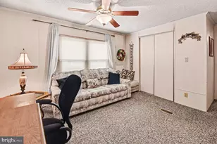 639 Laurel Ct, North Wales, PA 19454 - Photo 12