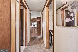 639 Laurel Ct, North Wales, PA 19454 - Photo 10