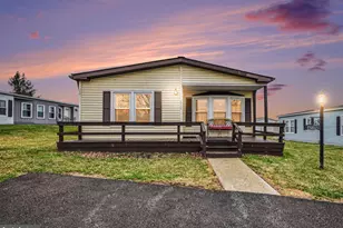 639 Laurel Ct, North Wales, PA 19454 - Photo 2