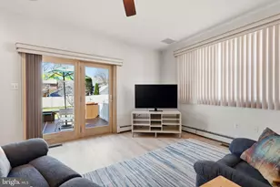 1146 Wheatsheaf Ln, Abington, PA 19001 - Photo 8