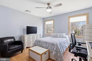 1146 Wheatsheaf Ln, Abington, PA 19001 - Photo 24