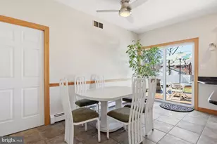 1146 Wheatsheaf Ln, Abington, PA 19001 - Photo 16