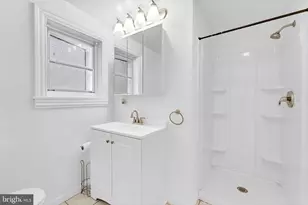 28 W Airy St, Norristown, PA 19401 - Photo 26