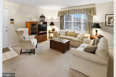 33 Stafford Square, Boyertown, PA 19512 - Photo 6