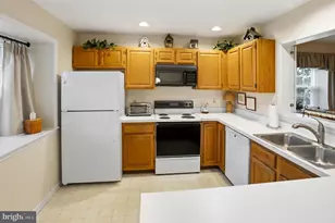 33 Stafford Square, Boyertown, PA 19512 - Photo 14