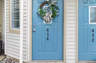 414 Foxcroft Cir, Royersford, PA 19468 - Photo 2