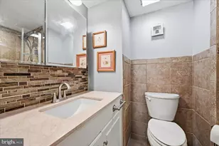 666 W Germantown Pike, Plymouth Meeting, PA 19462 - Photo 12