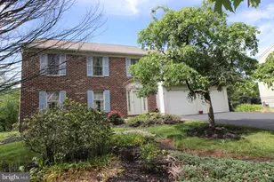 425 Shoemaker Way, Lansdale, PA 19446 - Photo 2