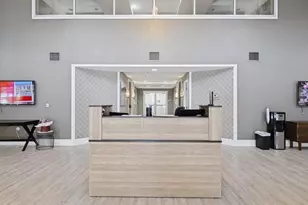 327 Carson Terrace, Huntingdon Valley, PA 19006 - Photo 2