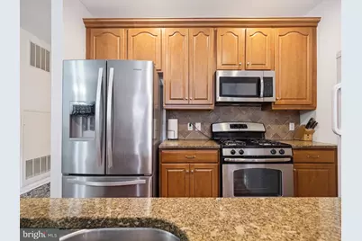 327 Carson Terrace #327, Huntingdon Valley, PA 19006 - Photo 10