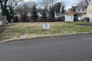 1668 Washington Ave, Willow Grove, PA 19090 - Photo 2