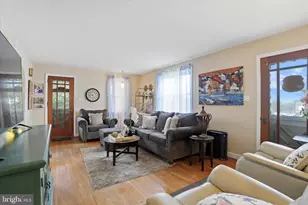 1937 Hoffmansville Rd, Frederick, PA 19435 - Photo 6