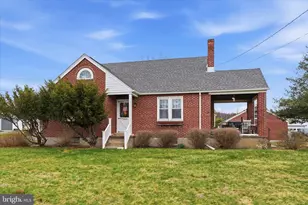 1937 Hoffmansville Rd, Frederick, PA 19435 - Photo 4