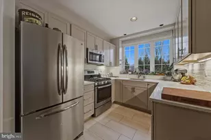 102 Campbell Dr, Conshohocken, PA 19428 - Photo 6