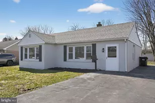 727 W County Line Rd, Hatboro, PA 19040 - Photo 4