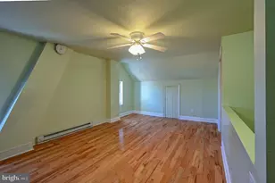 29 W Vine St, Hatfield, PA 19440 - Photo 12