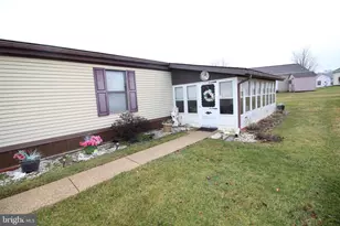 398 Clear Creek Ct, North Wales, PA 19454 - Photo 8