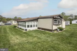 398 Clear Creek Ct, North Wales, PA 19454 - Photo 8