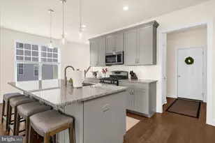 312 Ridgewood Dr, Royersford, PA 19468 - Photo 8