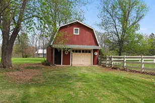 939 Alycia Ln, Telford, PA 18969 - Photo 6