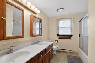 939 Alycia Ln, Telford, PA 18969 - Photo 32