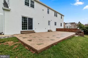 1670 Salem Cir, Blue Bell, PA 19422 - Photo 8