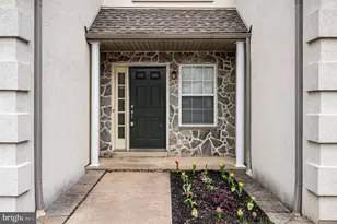 631 Fawn Cir, King of Prussia, PA 19406 - Photo 2