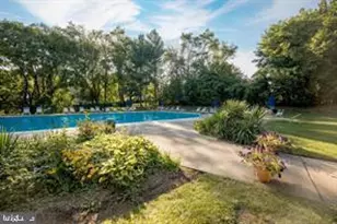 1005 Valley Glen Rd, Elkins Park, PA 19027 - Photo 26