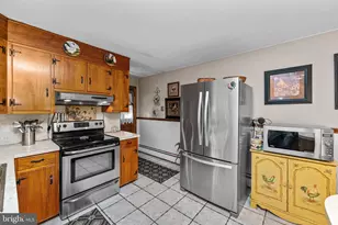 1030 Walt Rd, Pennsburg, PA 18073 - Photo 16
