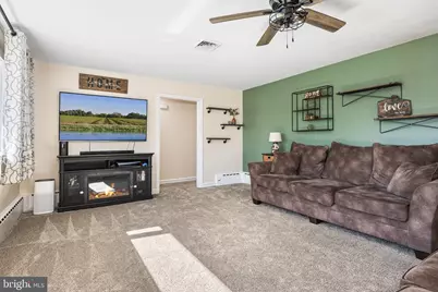 1243 Pine Street, Pottstown, PA 19464 - Photo 2