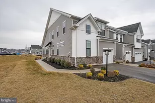 34 Tamarack Cir, Eagleville, PA 19403 - Photo 4