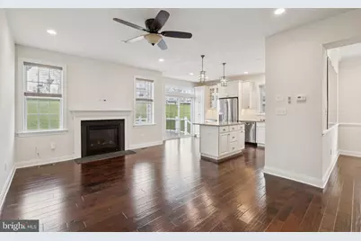2133 Julia Drive, Conshohocken, PA 19428 - Photo 2