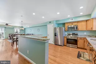 5 Ramsgate Ct, Blue Bell, PA 19422 - Photo 2