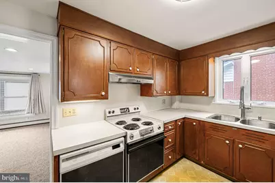 241 W King Street, Pottstown, PA 19464 - Photo 12