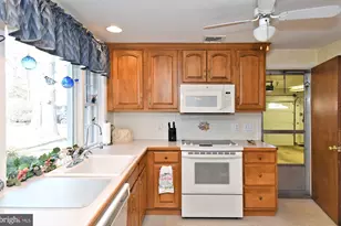 227 W Reliance Rd, Souderton, PA 18964 - Photo 16