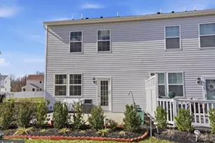 876 Still Waters Ln, Pennsburg, PA 18073 - Photo 22