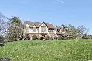 1 Saljon Ct, Ambler, PA 19002 - Photo 2