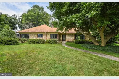 8104 Heacock Lane, Wyncote, PA 19095 - Photo 2